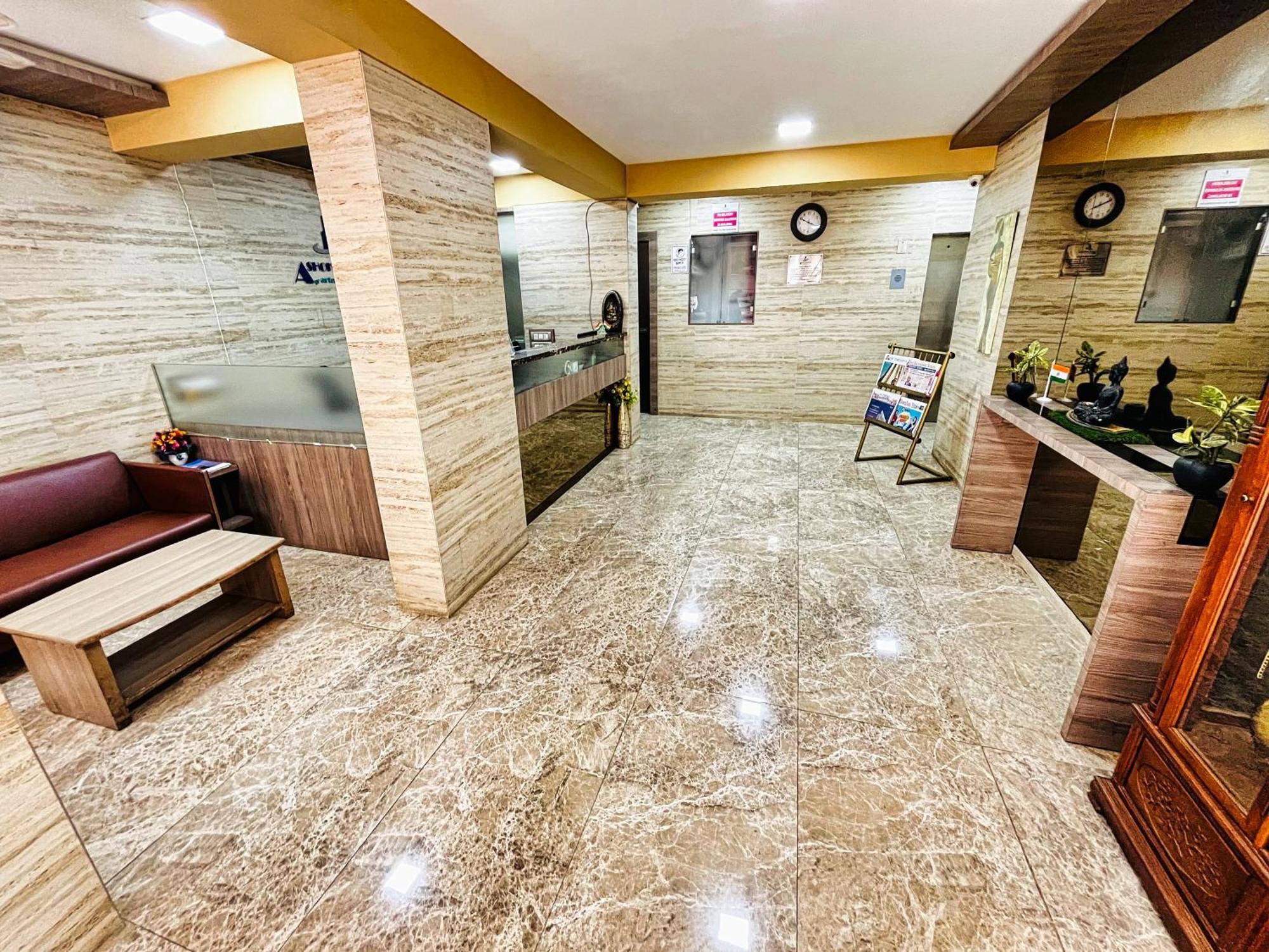 Maxxvalue - Service Apartment Marol Mumbai Dış mekan fotoğraf